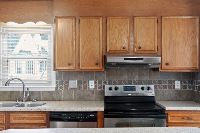 Building Photo - 1186 Stixfield Ct