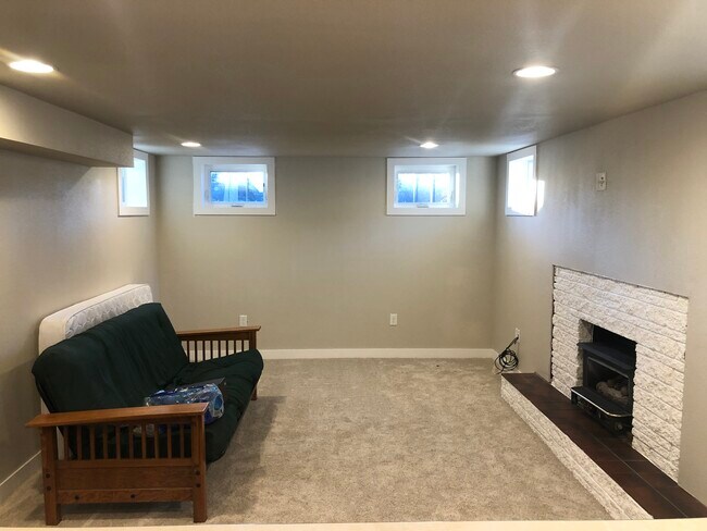Sala de estar - 3727 Dillon Ave