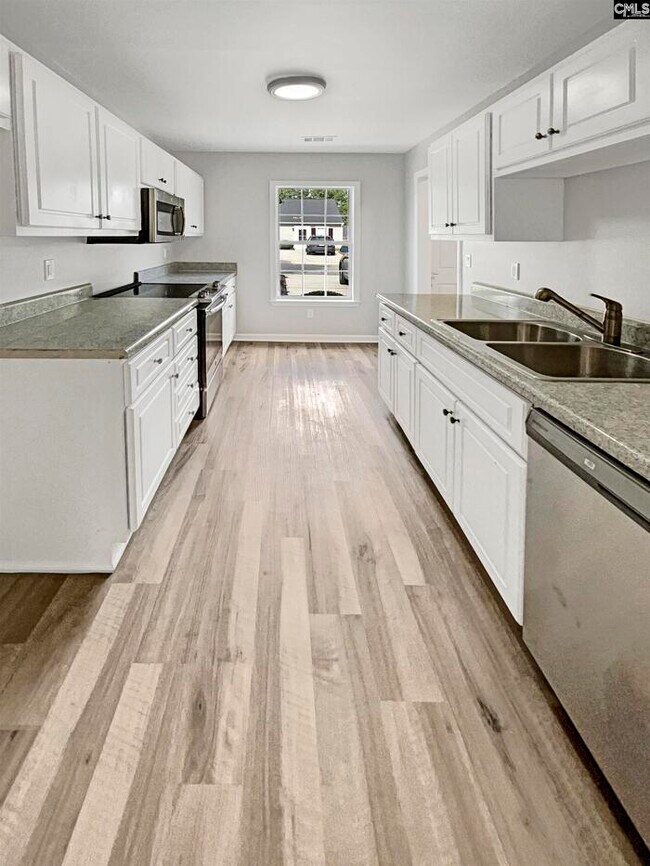 Foto del edificio - Furnished rental