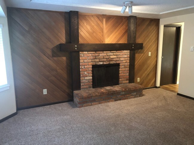 Foto del edificio - 3909 70th Ave NW