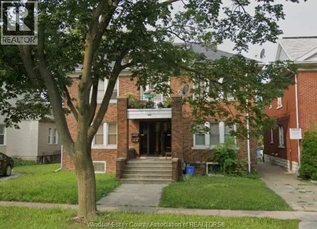 Primary Photo - 1093 Howard Ave