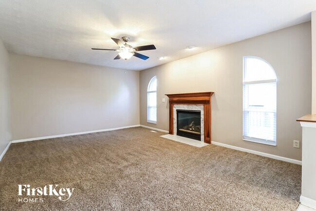 Building Photo - 9934 Stonebridge Dr