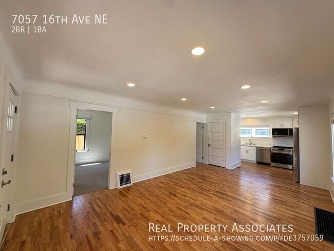Foto del edificio - 7057 16th Ave NE