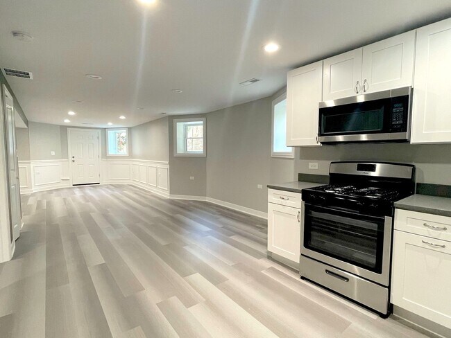 Foto del edificio - 3319 W Pierce St