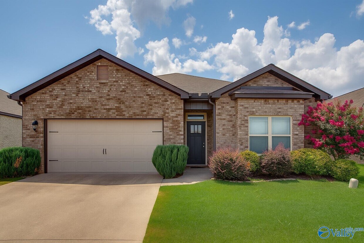 Foto principal - 342 Harbor Glen Dr SW