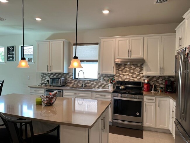 Building Photo - 5833 Willow Marsh Ct