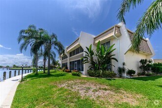 Building Photo - 1080 Bal Harbor Blvd