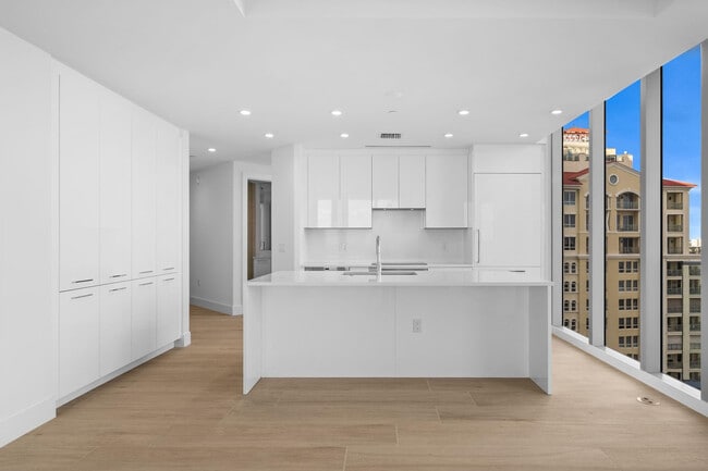 Foto del edificio - 153 N Seabreeze Blvd