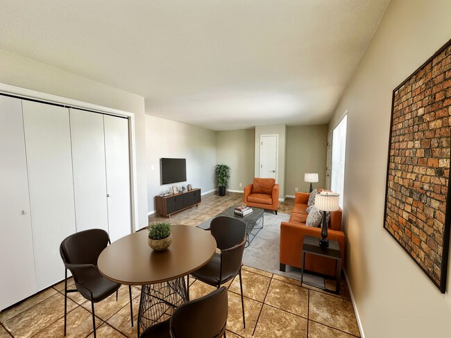 Building Photo - $500 Off Your 1st Month!!
