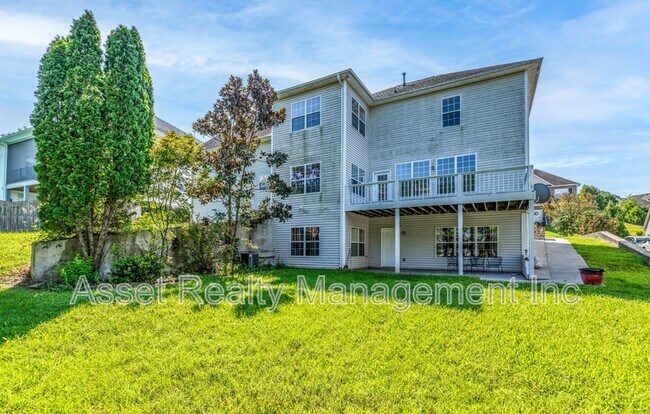 Foto del edificio - 1217 Dreamview Ln
