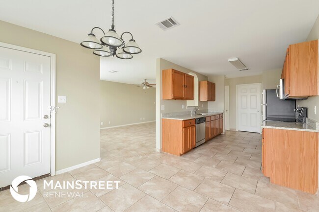 Foto del edificio - 6930 Sandy Point Dr