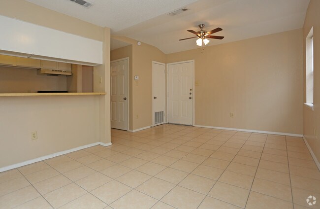 1 HAB, 1 BA - 535 ft² - Ash Tree (Old)
