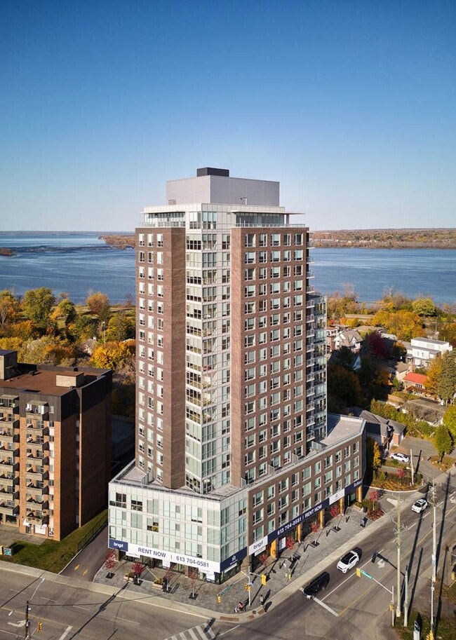 Photo du bâtiment - 929 Richmond