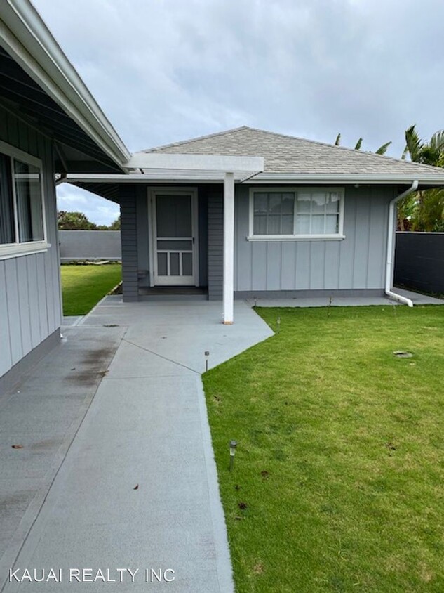Primary Photo - 1 br, 1 bath House - 3200 UNAHE ST