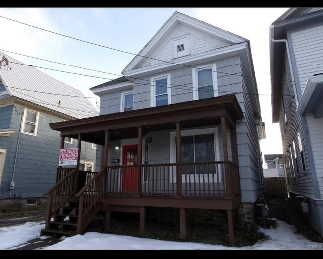 Building Photo - 21 Maple Ave