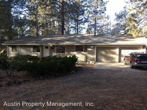Foto principal - 18967 Shoshone Rd