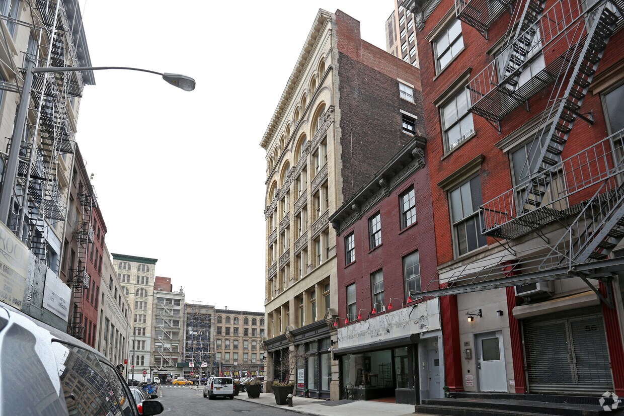 Primary Photo - 60-62 Lispenard St