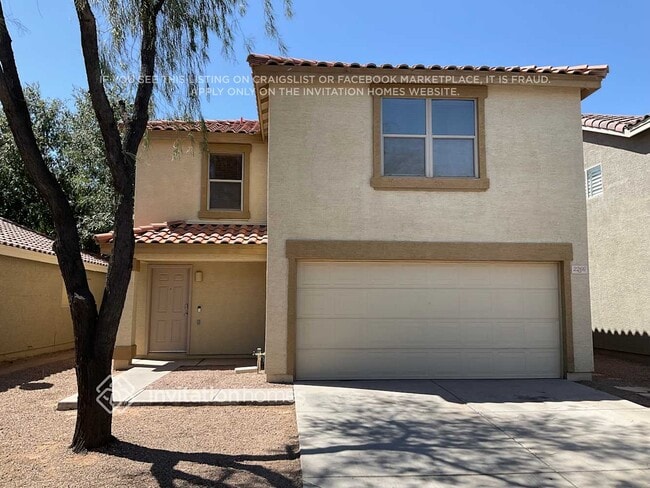 Building Photo - 2266 E Spruce Dr