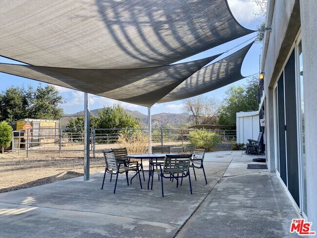Foto del edificio - 20659 Callon Dr
