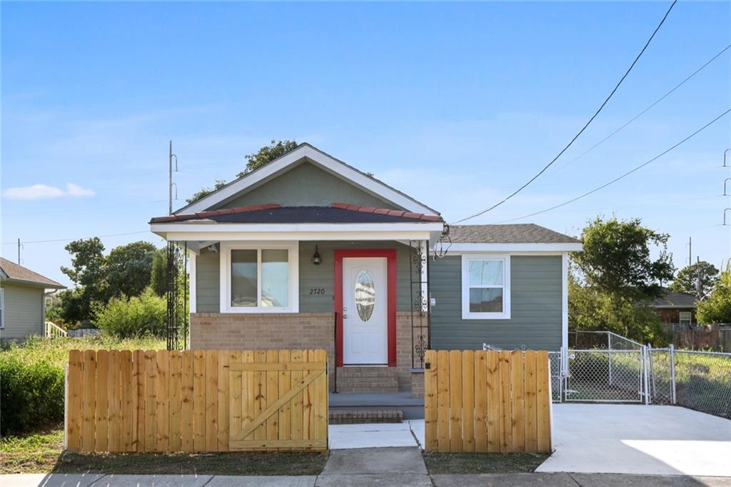 Primary Photo - 2720 St Anthony St
