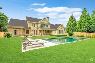 Building Photo - 1280 Becket Dr NE
