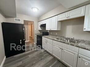 Building Photo - 10877 Spring Garden Dr