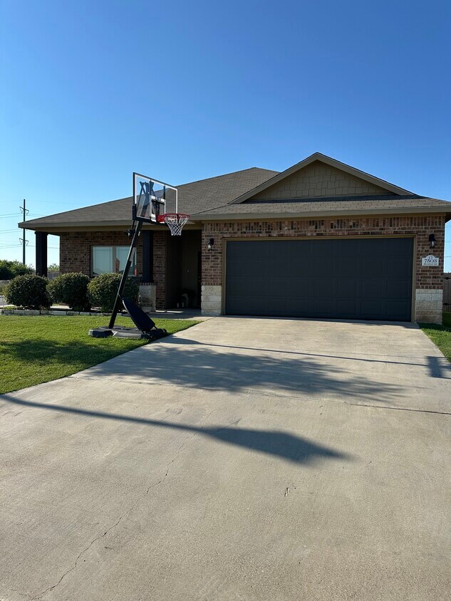 Foto principal - 7503 McCulloch Rd