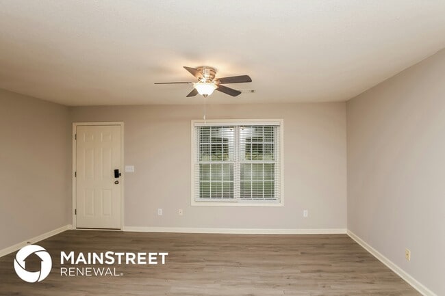 Building Photo - 360 Southern Trace Dr