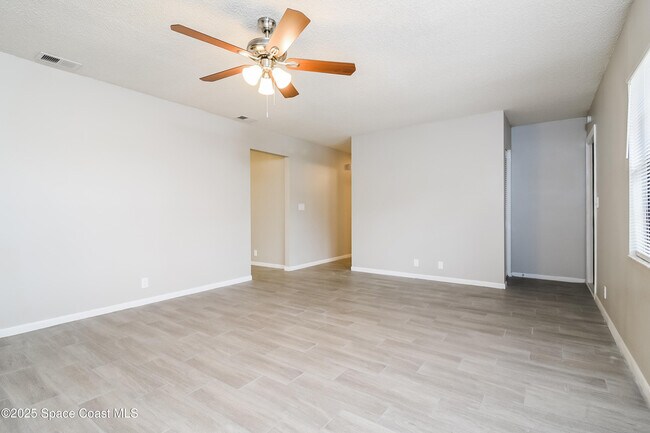 Building Photo - 4440 Olympic Dr