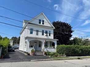 Building Photo - 23 Webber St