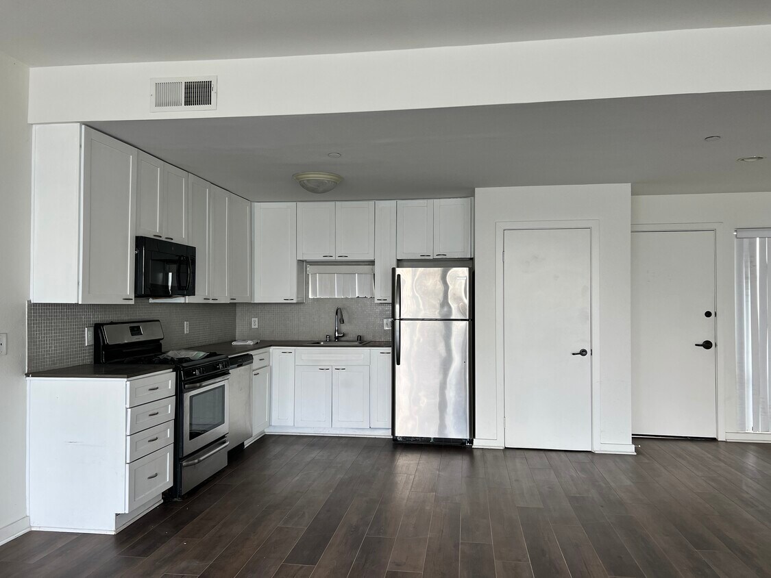 Fourth Street Lofts Apartments in Los Angeles, CA