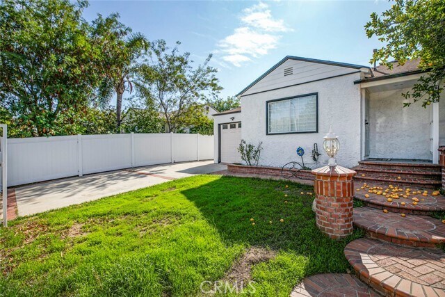 Foto del edificio - 15024 Marson St