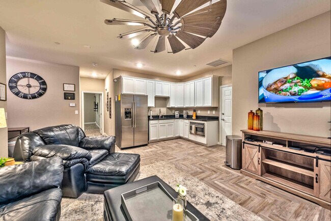 Foto del edificio - 993 River Garden Ct