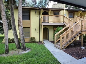 Building Photo - 2123 Golfside Village Dr