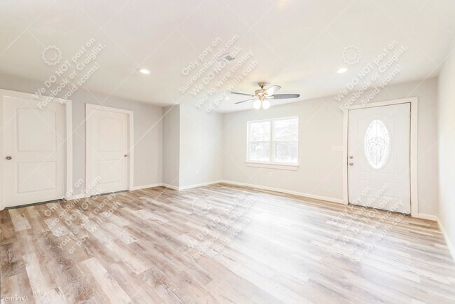 Foto del edificio - 3 br, 1.5 bath House - 1242 Coleman St