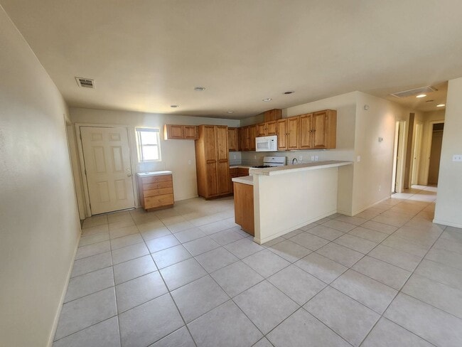 Foto del edificio - Great Home Close to Downtown **$150 off 1st Month Rent Move In Special**