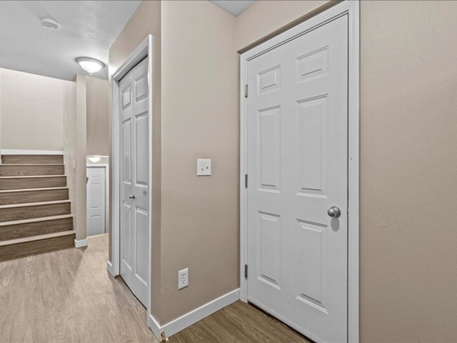 Foto del edificio - Newly updated 2bd Townhome!