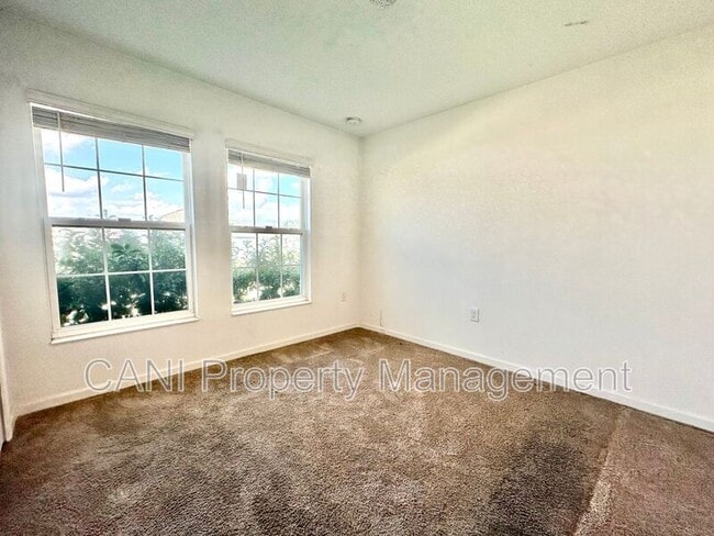 Foto del edificio - 3807 Whitney Wy