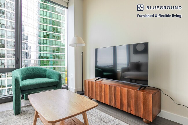 Foto del edificio - 1210 S Indiana Ave