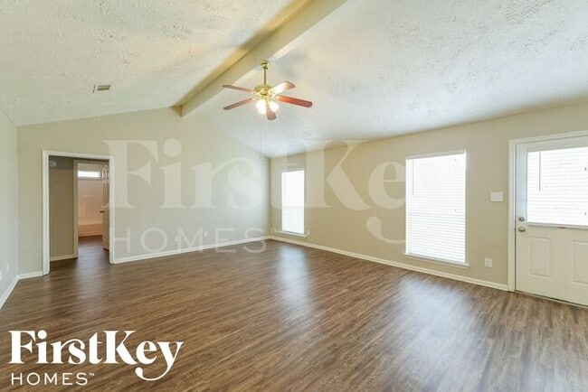 Building Photo - 13275 Lake Breeze Ln