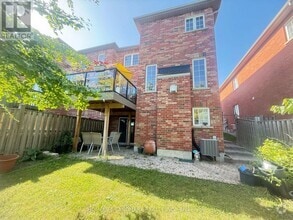 Building Photo - 61 Aikenhead Ave