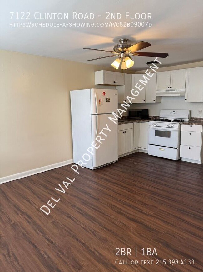 Foto del edificio - 7122 Clinton Rd