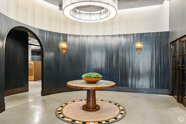 Lobby - Stead 220 Chicago