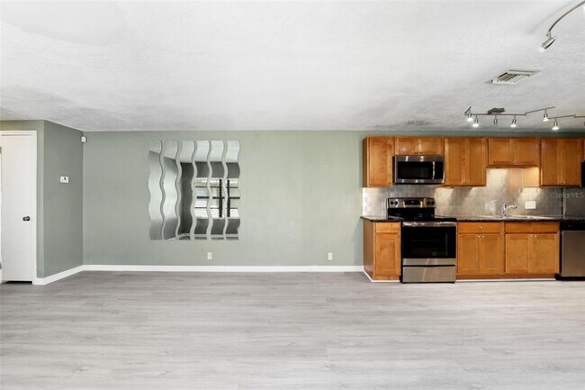 Building Photo - 344 Eron Way