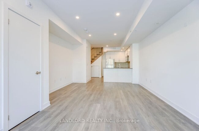 Building Photo - 3483 Widdicombe Way