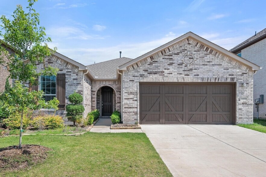 Foto principal - 3409 Keechi Creek Dr