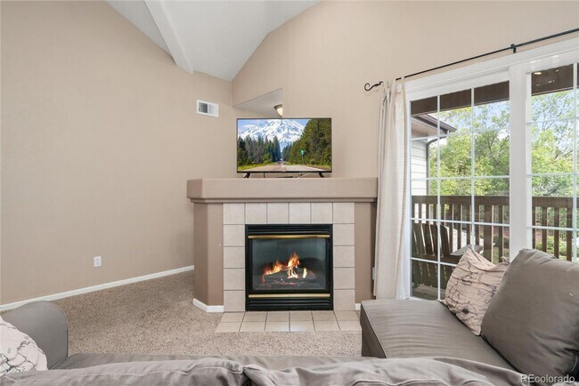 Foto del edificio - Spacious 2-Bedroom Home with Loft in Northglenn!!