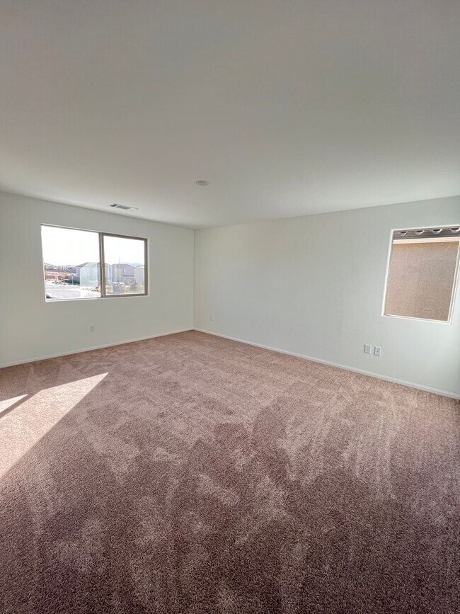 Building Photo - New Home / Never Lived In