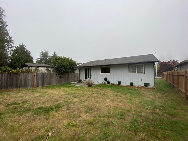 Building Photo - Cute home in Federal Way