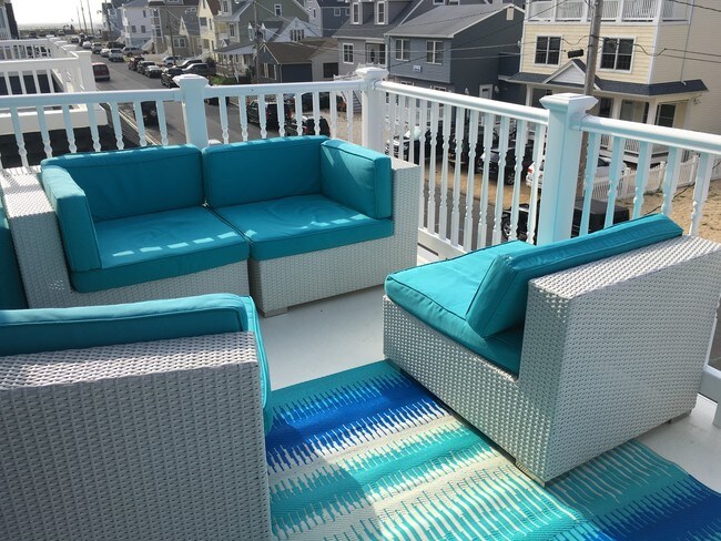 Upstairs deck with ocean view - 1750 NJ-35